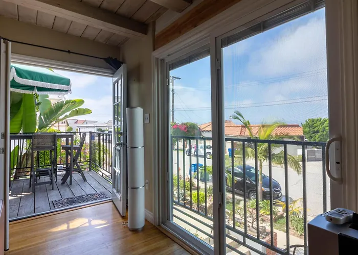 Overlooking Marina Del Rey Sailboats, Is Green Ginger Playa Del Rey On The Bluff,