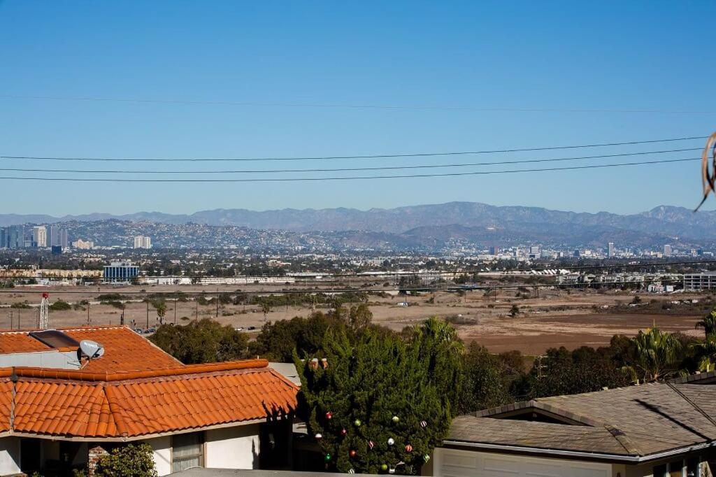 Overlooking Marina Del Rey Sailboats, Is Green Ginger Playa Del Rey On The Bluff, Los Angeles
